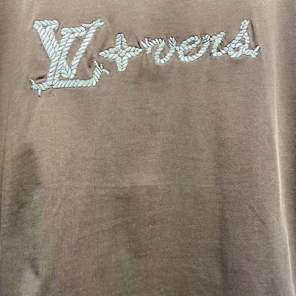 Louis Vuitton Brown Logo T-Shirt - Picture 2 of 6